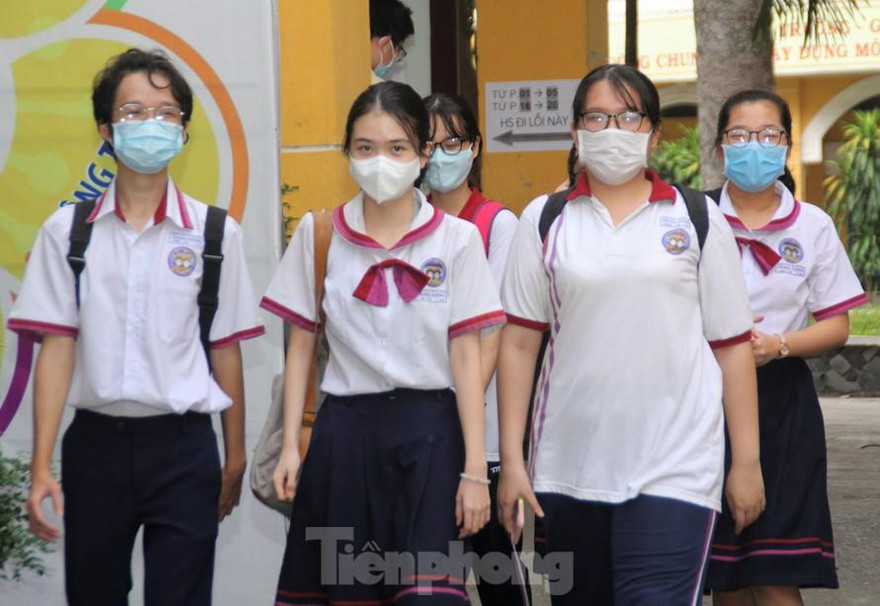 Tin đồn thí sinh tử vong do mắc COVID-19 ở TPHCM là sai sự thật