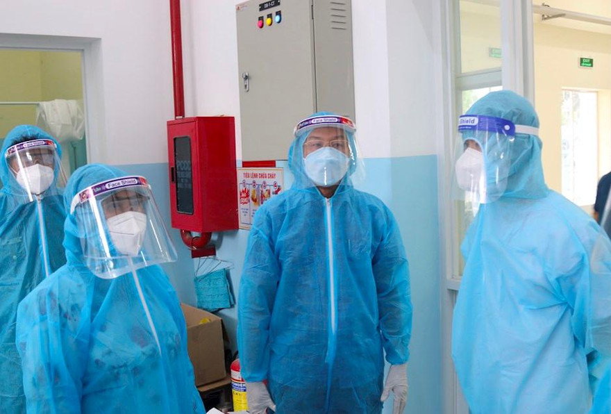 Chủ tịch HĐND TPHCM: ‘Quận 3 cần hỗ trợ kịp thời người có hoàn cảnh khó khăn...’ 