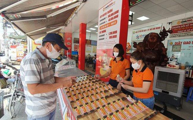 TPHCM ngưng bán vé số, xe ôm, các dịch vụ ăn uống mang về từ 0 giờ ngày 9/7