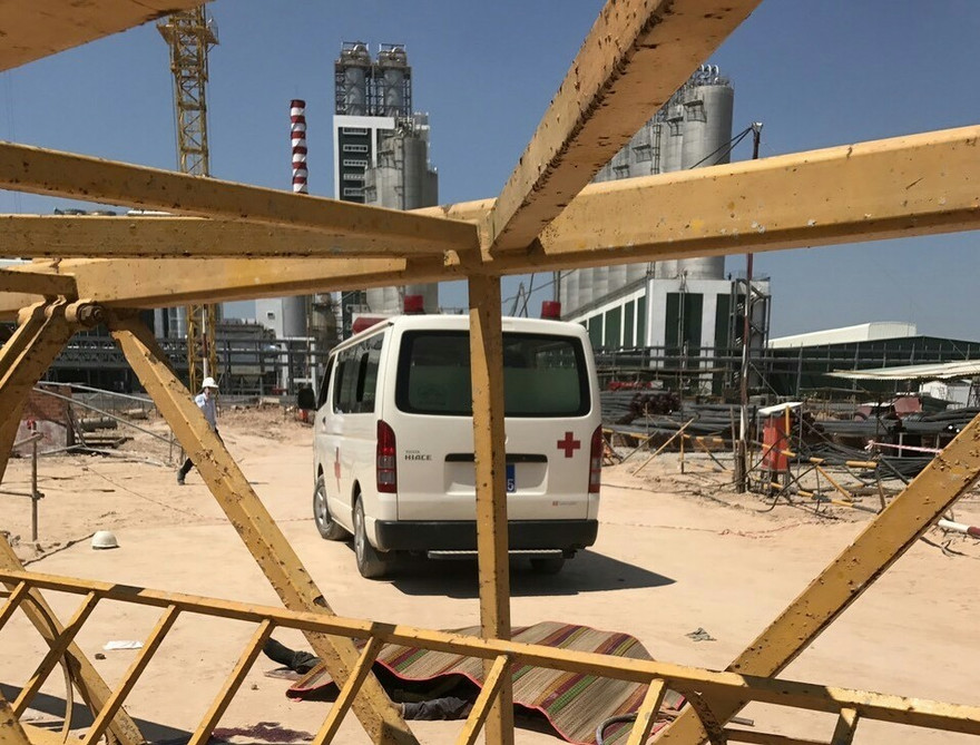 Sập giàn giáo lúc thi công công trình, 6 người thương vong