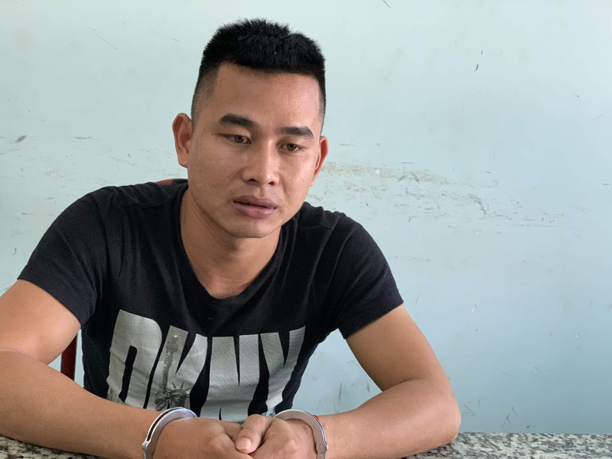 Tình tại cơ quan công an 