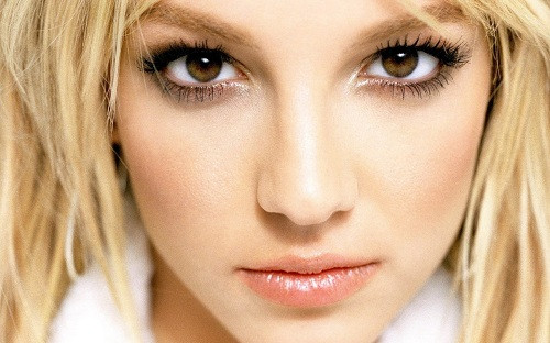 Trong thế giới fangirl: Đối với mình, Britney Spears mãi mãi là một nàng công chúa!