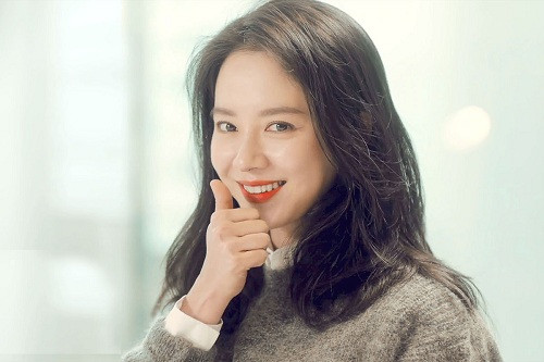 Trong thế giới fangirl: Mong Ji đã cho một cô gái nhỏ là tôi đây ước mơ và hy vọng