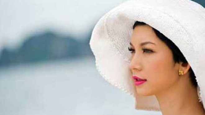 Người mẫu Xuân Lan: 'Tôi như bị lãnh cảm sau khi sinh con'