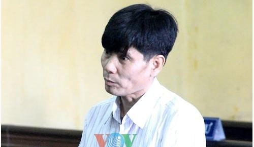 Hùng tại phiên phúc thẩm.