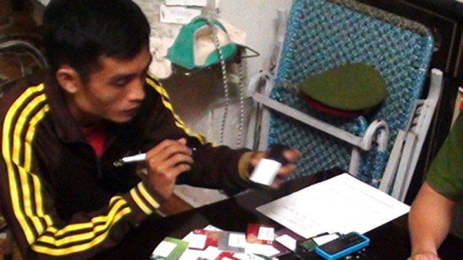 Một đối tượng trong đường dây cá độ bóng đá tại cơ quan công an.