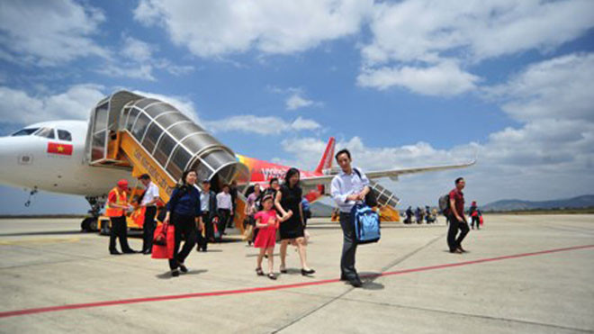 Hút thuốc trên máy bay sẽ bị phạt tối đa 5 triệu đồng 