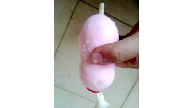 Kem bong bóng có hình dạng giống hệt bao cao su