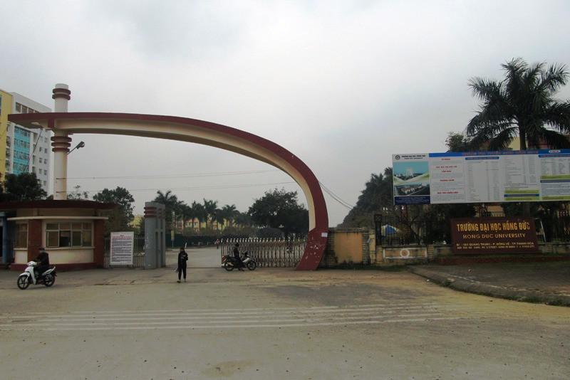 Vì sao sinh viên sư phạm ĐH Hồng Đức không nhận được học bổng 2 kỳ?