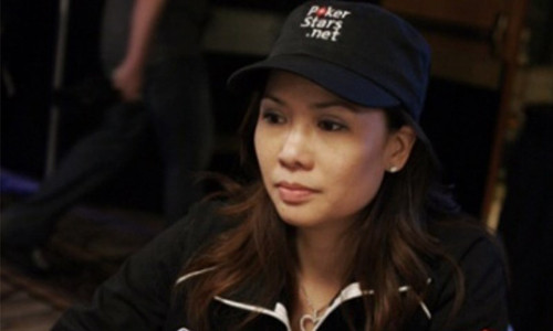 Bà Vân trong một giải đấu tại casino Las Vegas. Ảnh: TL