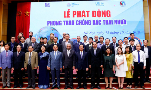 Các đại biểu tham dự Lễ phát động