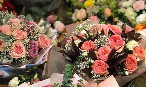 Hoa tươi nhập khẩu không đặt nhanh sẽ không còn vào các dịp lễ