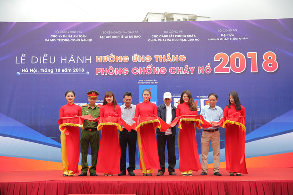 Khai mạc đạp xe diễu hành 2018