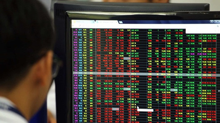 Dù chỉ số tăng nhẹ, song khối ngoại vẫn rọt mạnh vốn vào thị trường Việt Nam