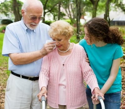 10 dấu hiệu cảnh bảo của bệnh mất trí nhớ - Alzheimer