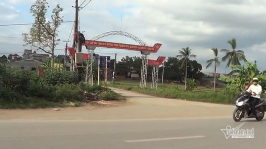 Trở lại con đường gây bụi khiến 2 luật sư bị đánh bầm mắt