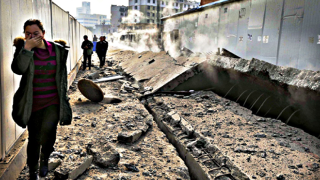 Hiện trường nơi xảy ra vụ nổ đường ống dẫn dầu tại tỉnh Sơn Đông, Trung Quốc năm 2013 (Ảnh: Oilprice)