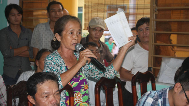 Người dân bức xúc phải ánh những khuất tất tại buổi đối thoại