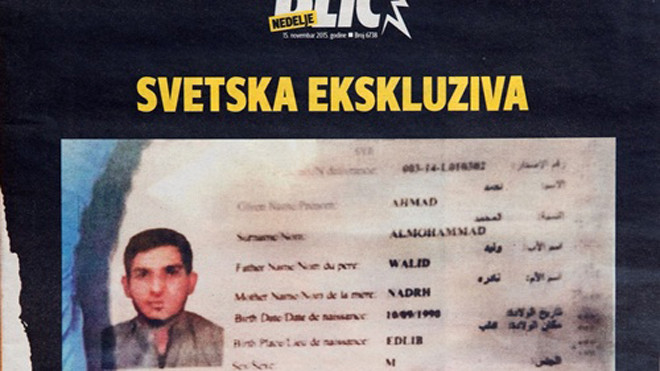 Tấm hộ chiếu giả mà một kẻ đánh bom sử dụng được tìm thấy gần sân vận động Stade de France. Ảnh: AFP