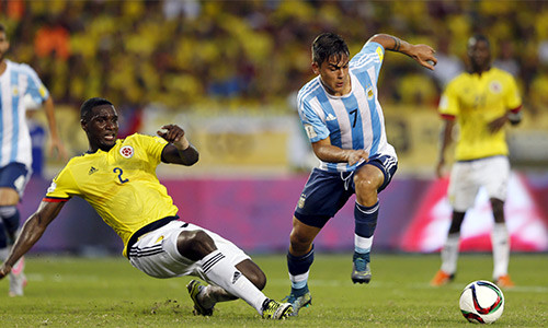 Không có Messi, Argentina phải động não và tìm ra những phương sách mới, để rồi từ đó hiện lên với bộ mặt tích cực hơn hẳn qua các trận đấu với Brazil rồi Colombia. Ảnh: Reuters.