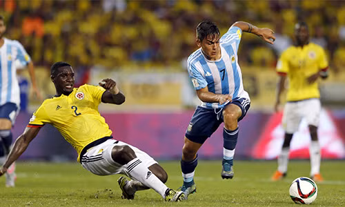 Không có Messi, Argentina phải động não và tìm ra những phương sách mới, để rồi từ đó hiện lên với bộ mặt tích cực hơn hẳn qua các trận đấu với Brazil rồi Colombia. Ảnh: Reuters.
