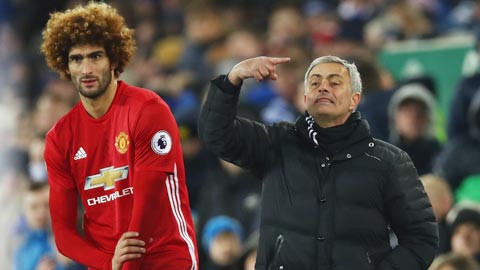 Man United có thể mất trắng 'tóc xù' Fellaini