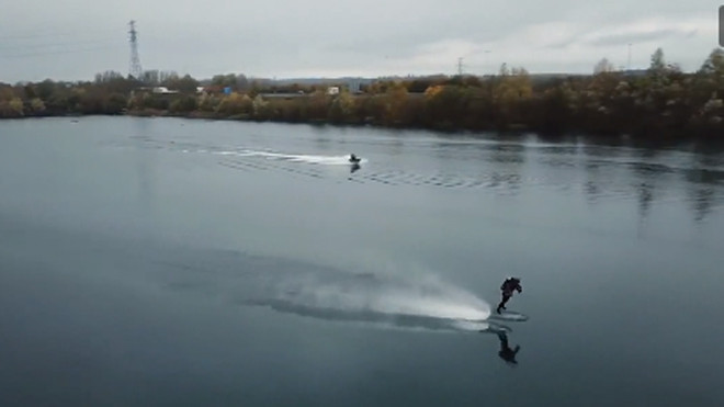 Người bay lập kỷ lục thế giới: Sáng tạo là đây