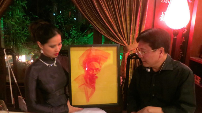 Triển lãm “Nghệ thuật Quốc tế Almanity – Arternativelight” quy tụ nhiều nghệ sĩ thế giới