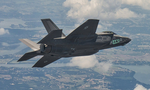 Chiếc F-35I đầu tiên của không quân Israel. Ảnh: Wikipedia.