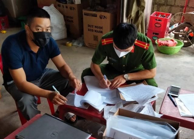 Đối tượng Cao Sơn Hải (trái).