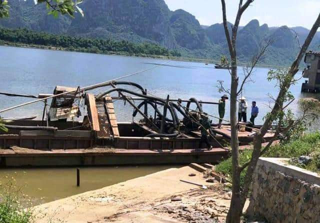 Đoạn sông nơi phát hiện chiếc sọ bí ẩn.