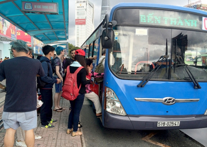 TPHCM công bố số điện thoại nóng trị 'yêu râu xanh', trộm cắp... trên xe buýt