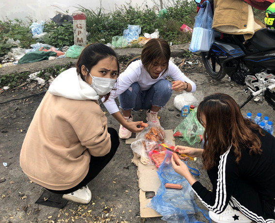 Nhức nhối 'phượt trẻ' vô tư xả rác trên đỉnh Tam Đảo