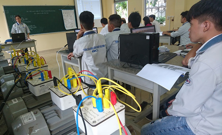 Để đạt trường nghề chất lượng cao, các trường phạt đạt toàn diện các tiêu chí, đặc biệt về chuẩn đầu ra. Ảnh: Phạm Thanh.