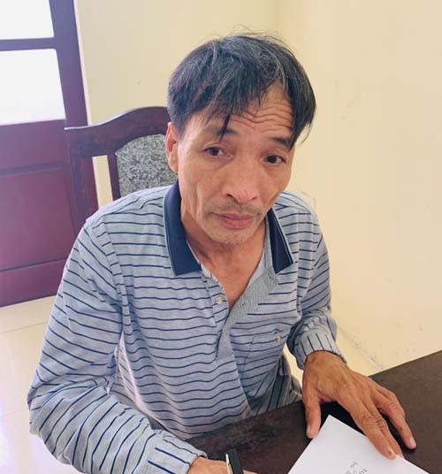 Lê Văn Đàm đầu thú