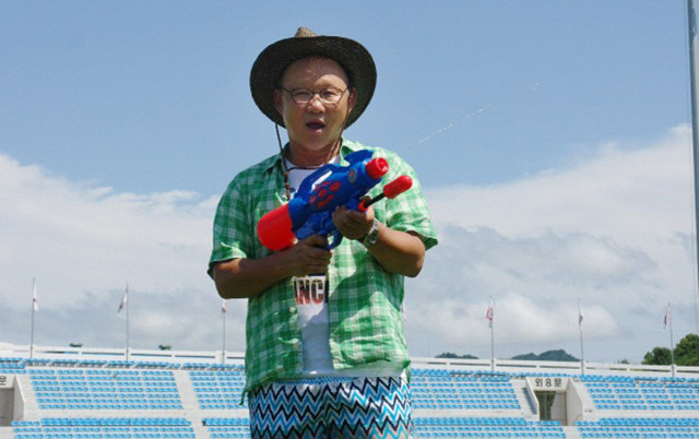 HLV Park Hang Seo khiến người hâm mộ thích thú với bức ảnh đáng yêu 