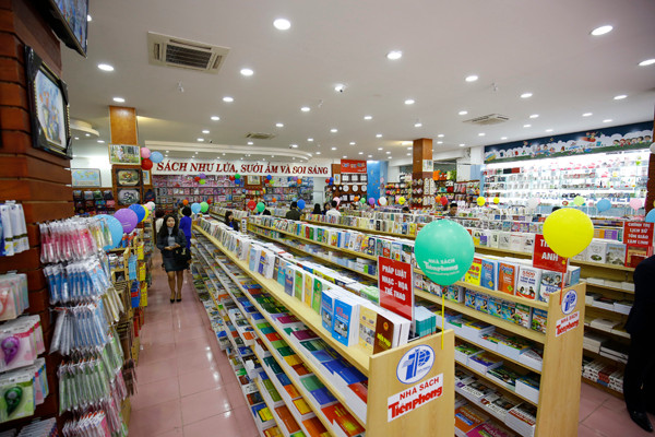 Bốc thăm may mắn tại Nhà sách Tiền Phong Thái Nguyên 