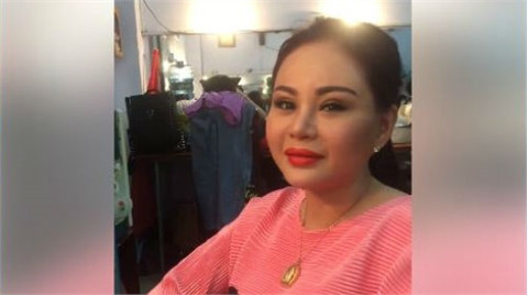 Diễn viên Lê Giang tự nhận thủ môn Bùi Tiến Dũng là con rể