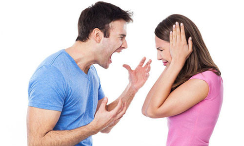 Anh trở thành "bề trên" của tôi (Ảnh minh họa) 