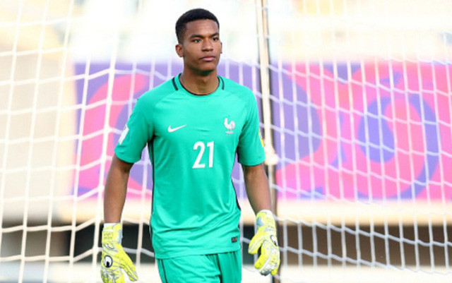 Thủ thành Alban Lafont đắt giá nhất đội U20 Pháp