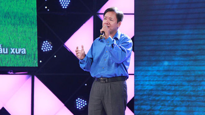 Anh Nghị trong chương trình 'Hát mãi ước mơ'.
