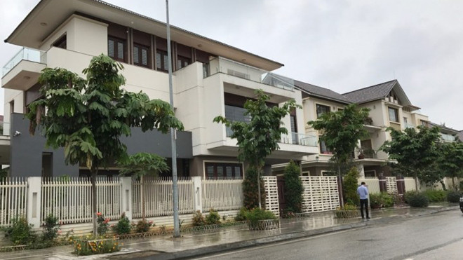 Lãnh đạo Lào Cai nói gì về “khu biệt thự quan chức”?