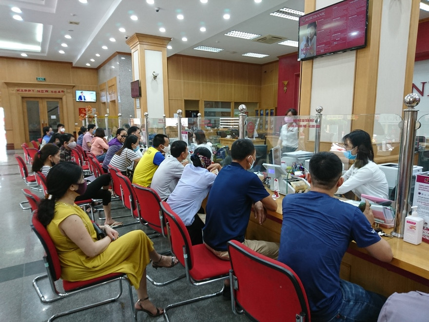 Agribank tiếp tục hỗ trợ khách hàng bị ảnh hưởng bởi dịch COVID-19