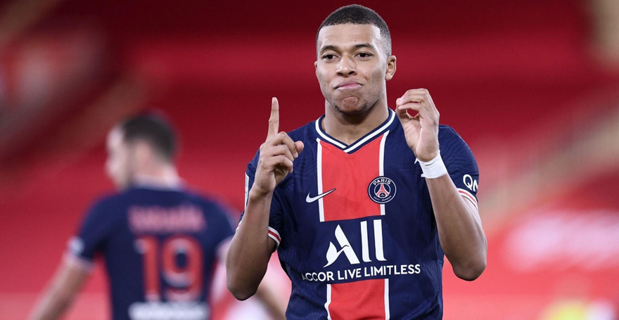 PSG hét giá 220 triệu euro cho Mbappe với Real, có 'mất cả chì lẫn chài'?
