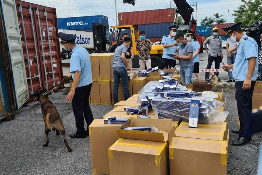 Hải Phòng bắt lô thuốc lá 555 giả lớn nhất từ trước đến nay