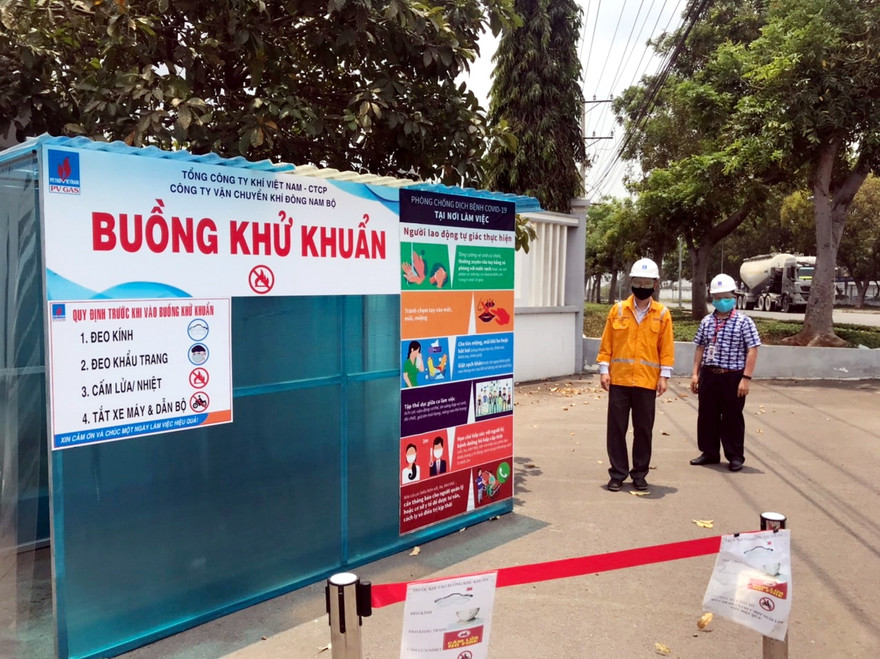 Buồng khử khuẩn sử dụng cồn 70 độ lắp đặt và sử dụng tại các công trình khí