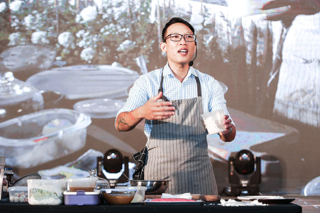 Chuyên gia chia sẻ bí quyết làm đẹp và chăm sóc da độc đáo