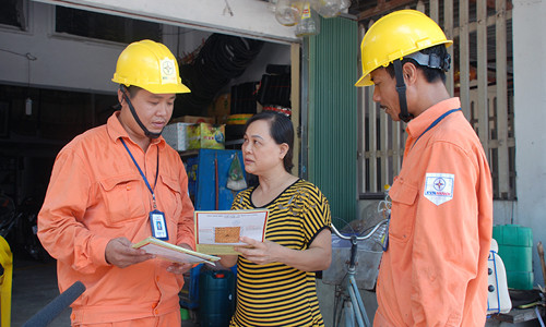 Liên tục áp dụng công nghệ để nâng cao chất lượng cung cấp điện đã giúp Việt Nam chính thức đạt Top 4 ASEAN sớm 2 năm so với mục tiêu Chính phủ đặt ra