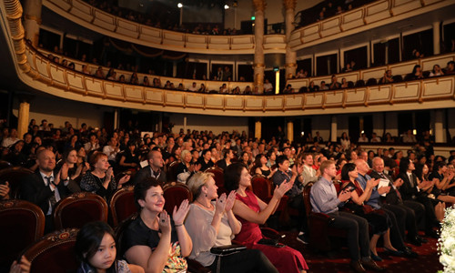 Sun Symphony Orchestra đưa âm nhạc truyền thống VN lên sân khấu