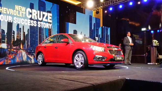 Chi tiết phiên bản mới của Chevrolet Cruze